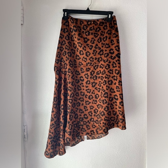 Everleigh animal print skirt asymmetric NWT elastic waste size S - Picture 4 of 7